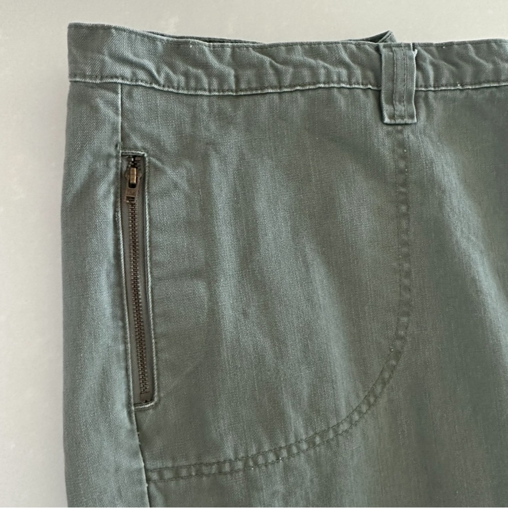 Faded Glory Green Zip Cargo Pants - Picture 3 of 6